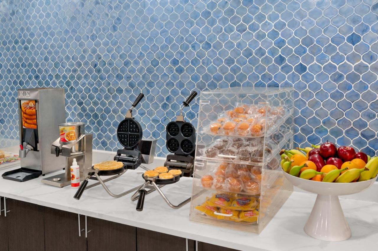 La Quinta Inn By Wyndham Columbus Airport Area Εξωτερικό φωτογραφία