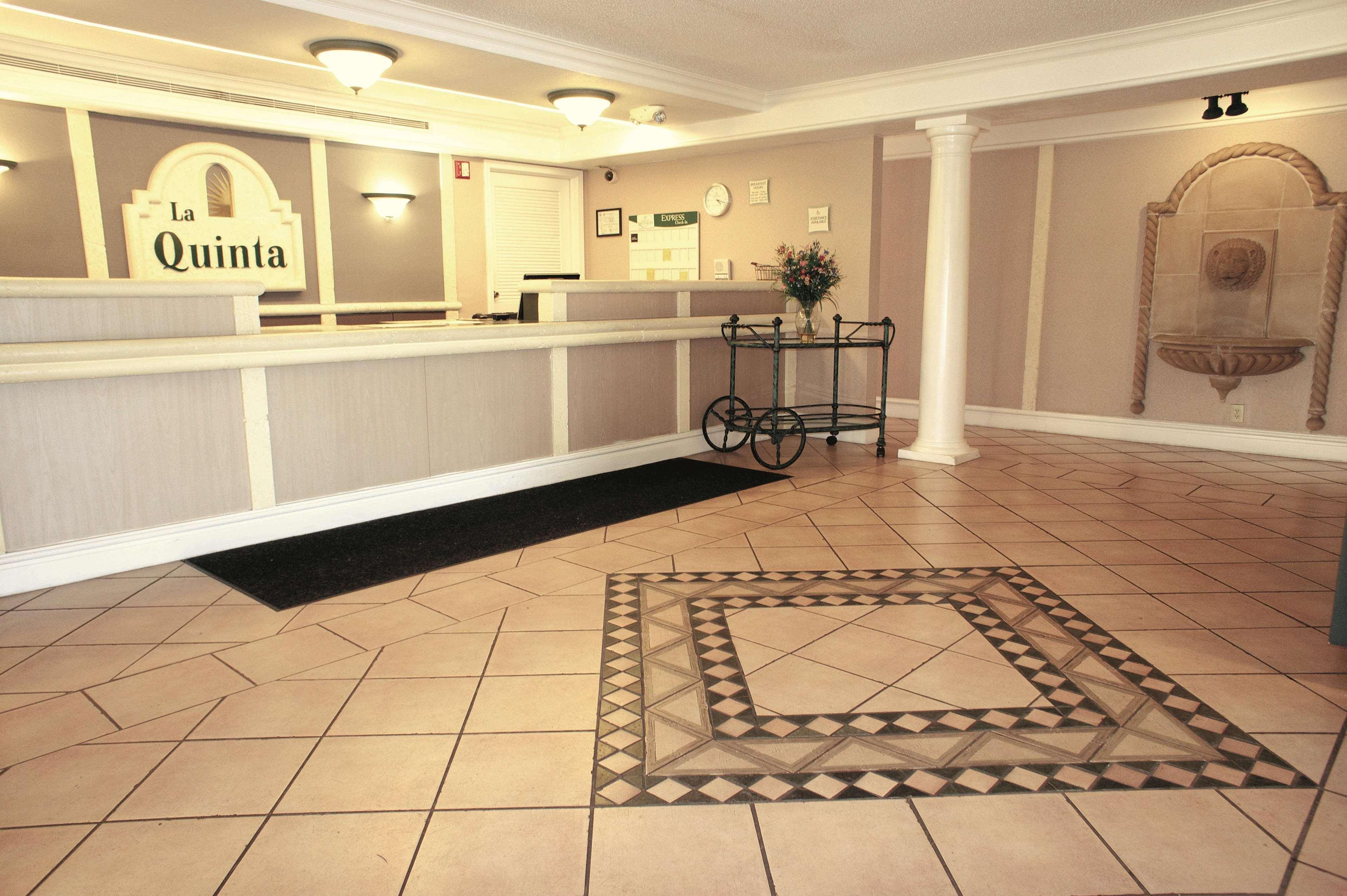 La Quinta Inn By Wyndham Columbus Airport Area Εξωτερικό φωτογραφία