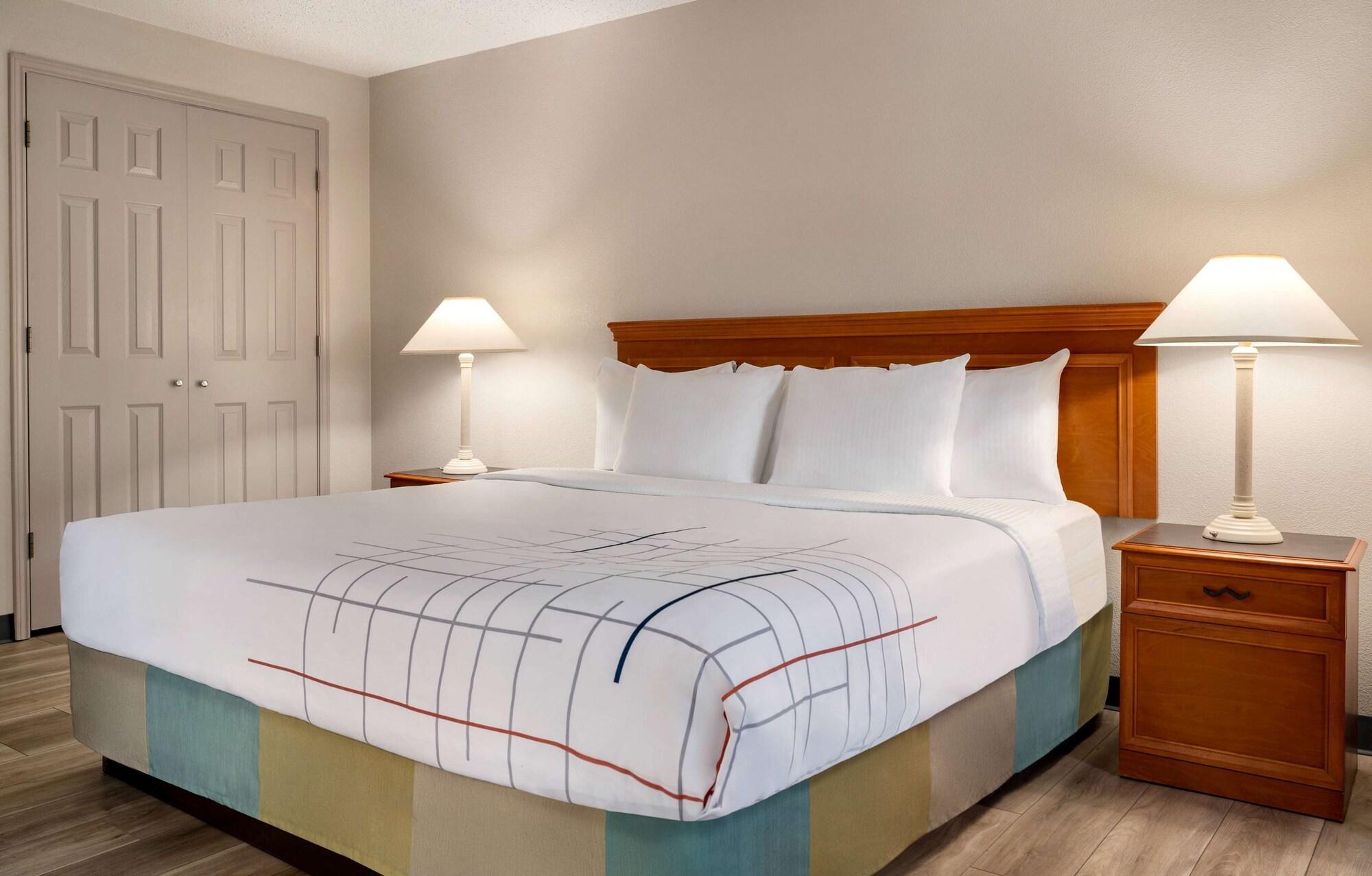 La Quinta Inn By Wyndham Columbus Airport Area Εξωτερικό φωτογραφία