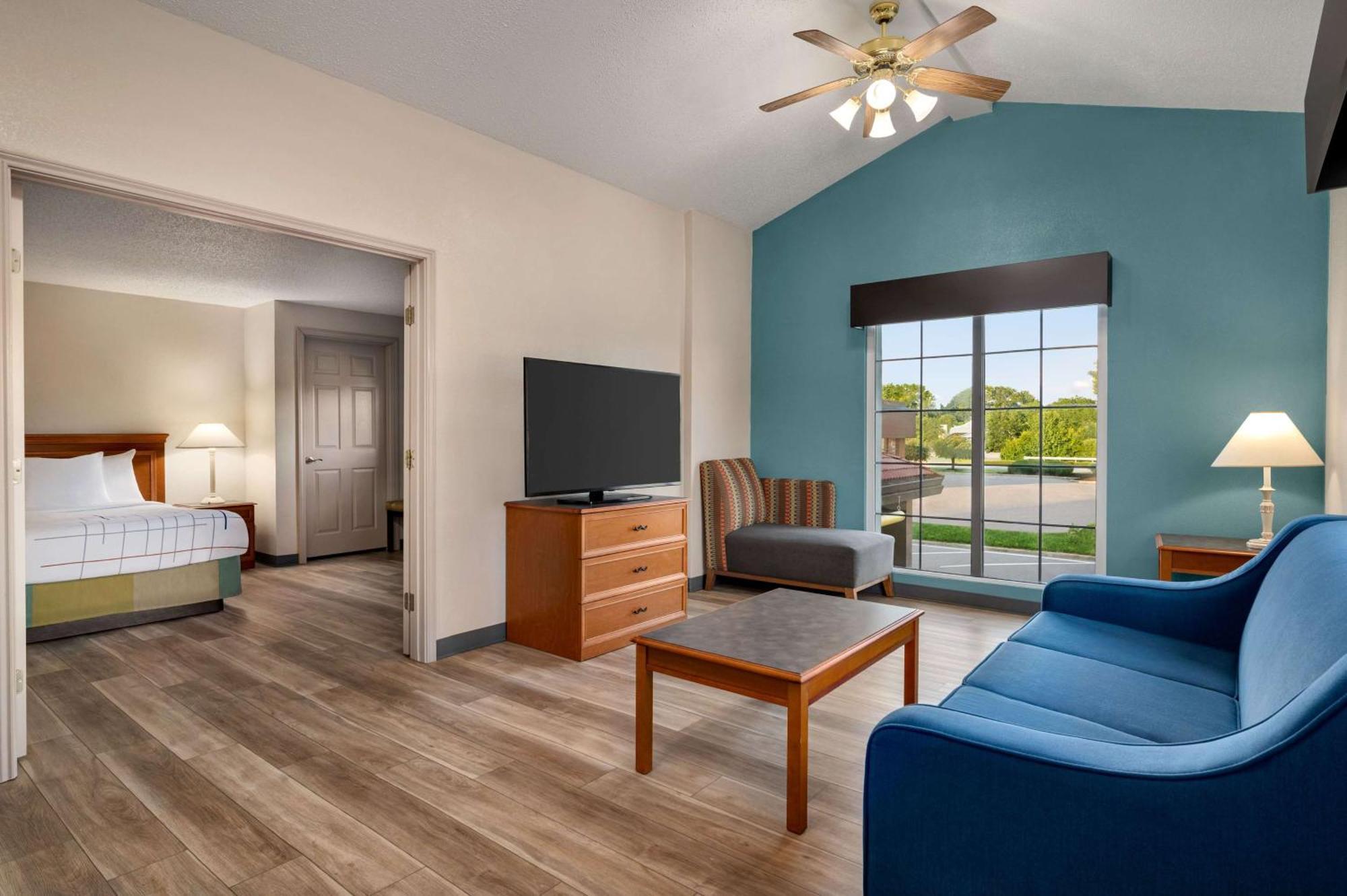 La Quinta Inn By Wyndham Columbus Airport Area Εξωτερικό φωτογραφία